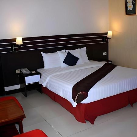 Grand Antares Hotel Medan Exterior photo