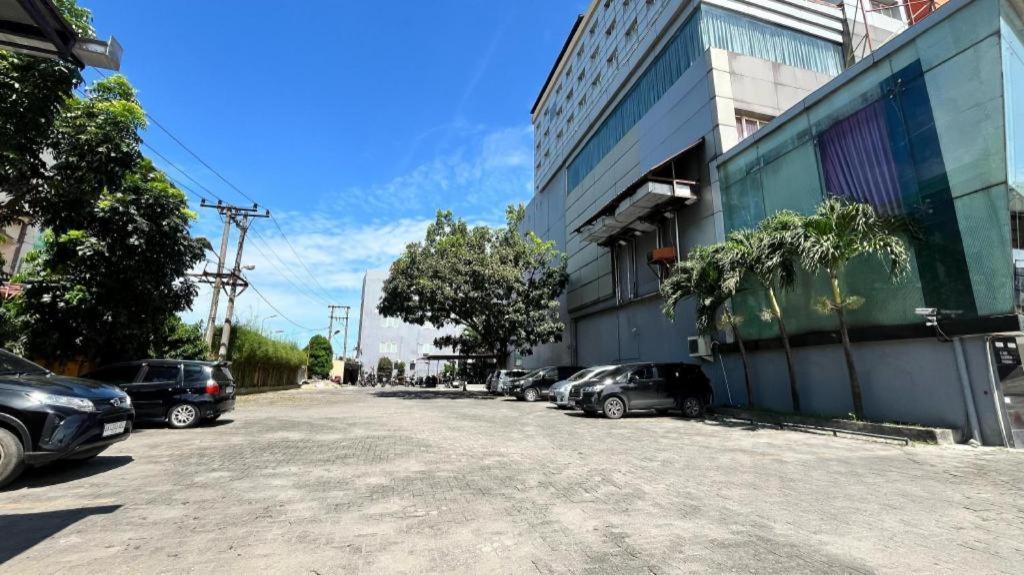 Grand Antares Hotel Medan Exterior photo