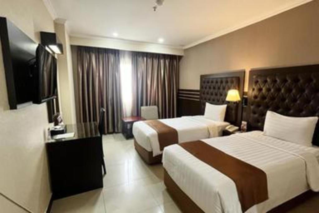 Grand Antares Hotel Medan Exterior photo
